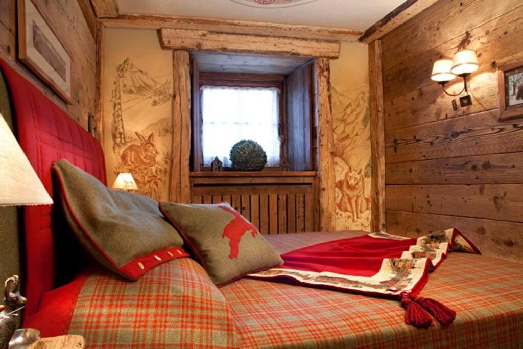 La Petite Apartment กูร์มาเยอร์ ภายนอก รูปภาพ